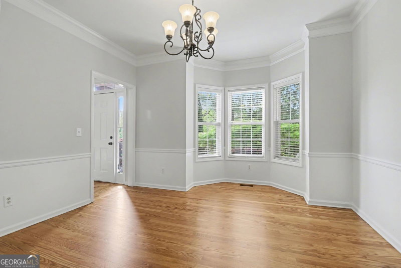 Photo 11 of 3055 Heatherstone Drive