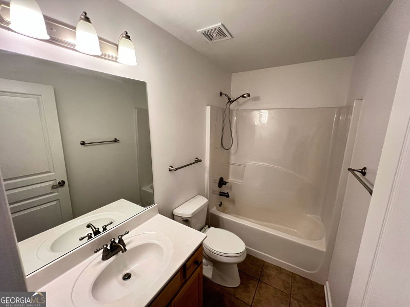 Photo 32 of 708 York View Drive