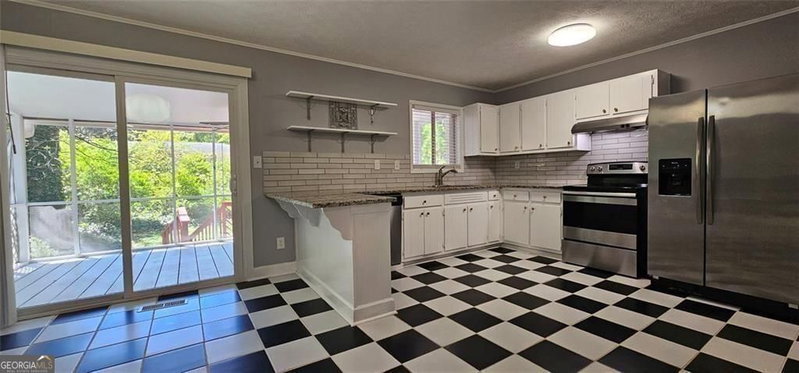 Photo 10 of 1096 De Leon Court