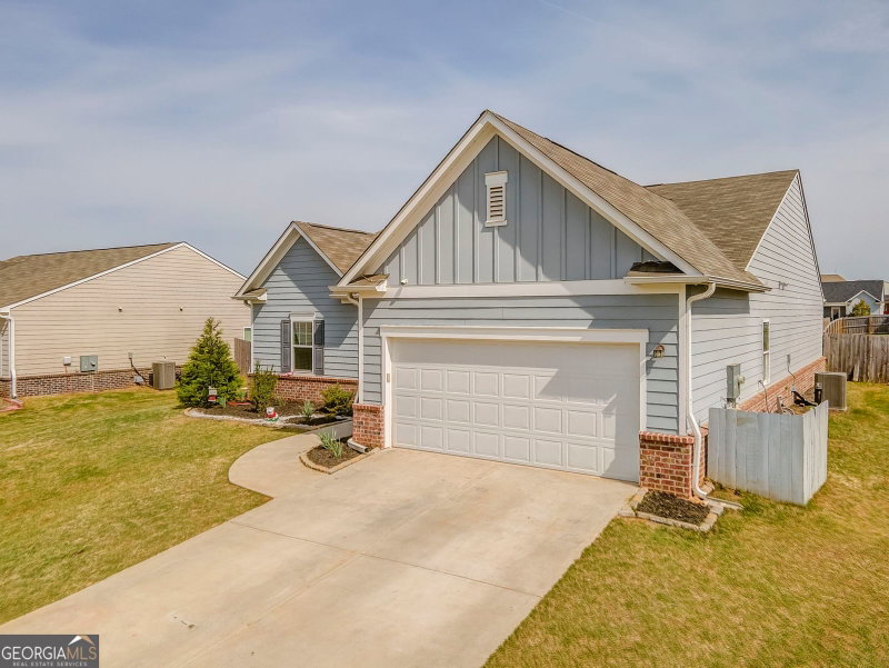 Photo 56 of 161 Verona Drive NW