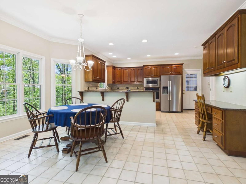 Photo 11 of 1120 Laurel Pointe Pt
