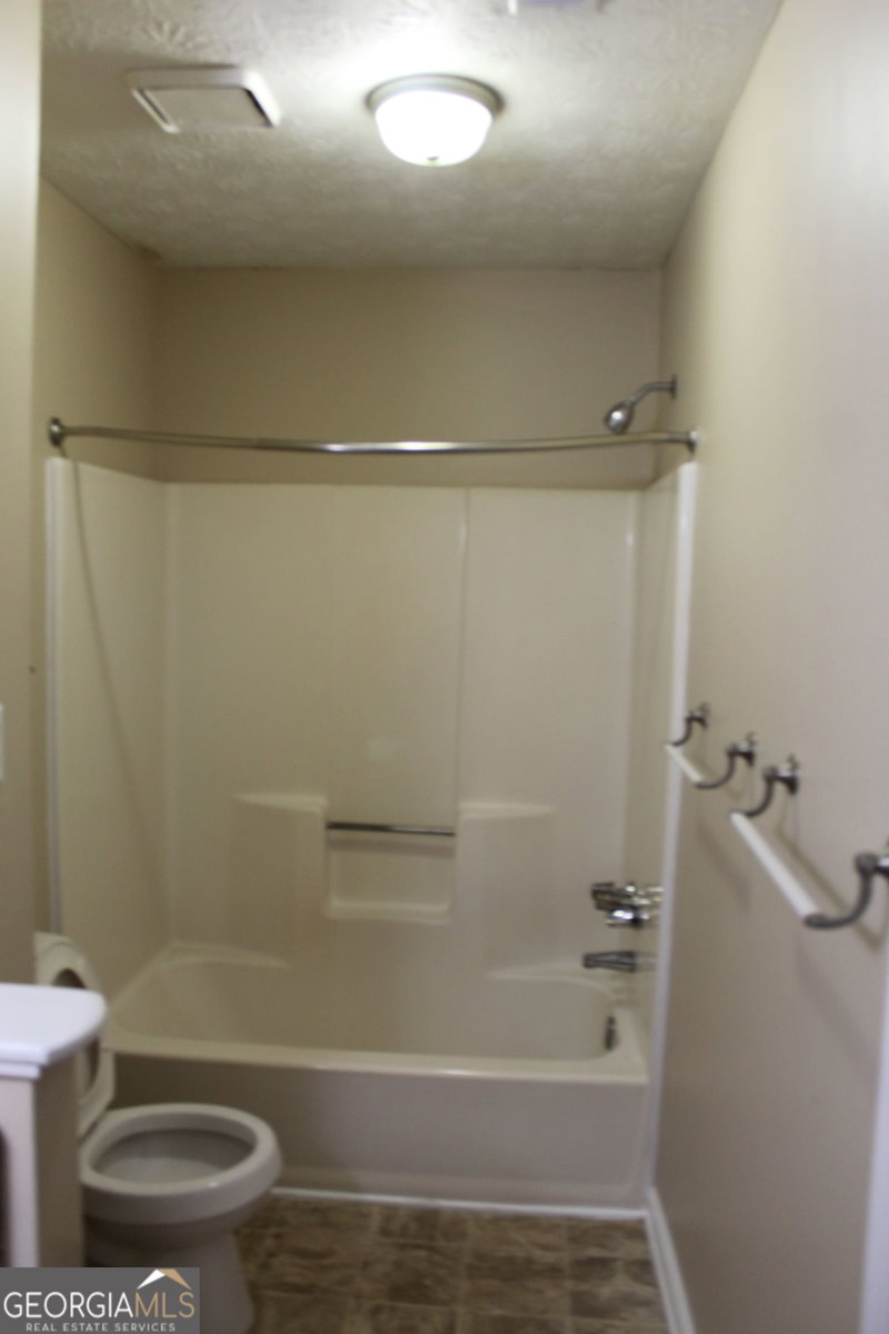Photo 6 of 2084 Marbut Lane