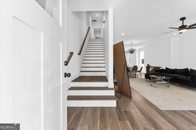 Photo 6 of 598 Formwalt Street SW