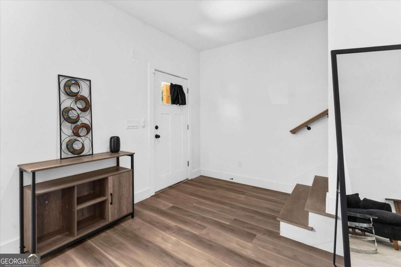 Photo 7 of 598 Formwalt Street SW