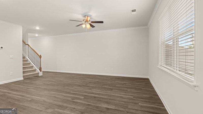 Photo 11 of 380 Silver Moon Drive