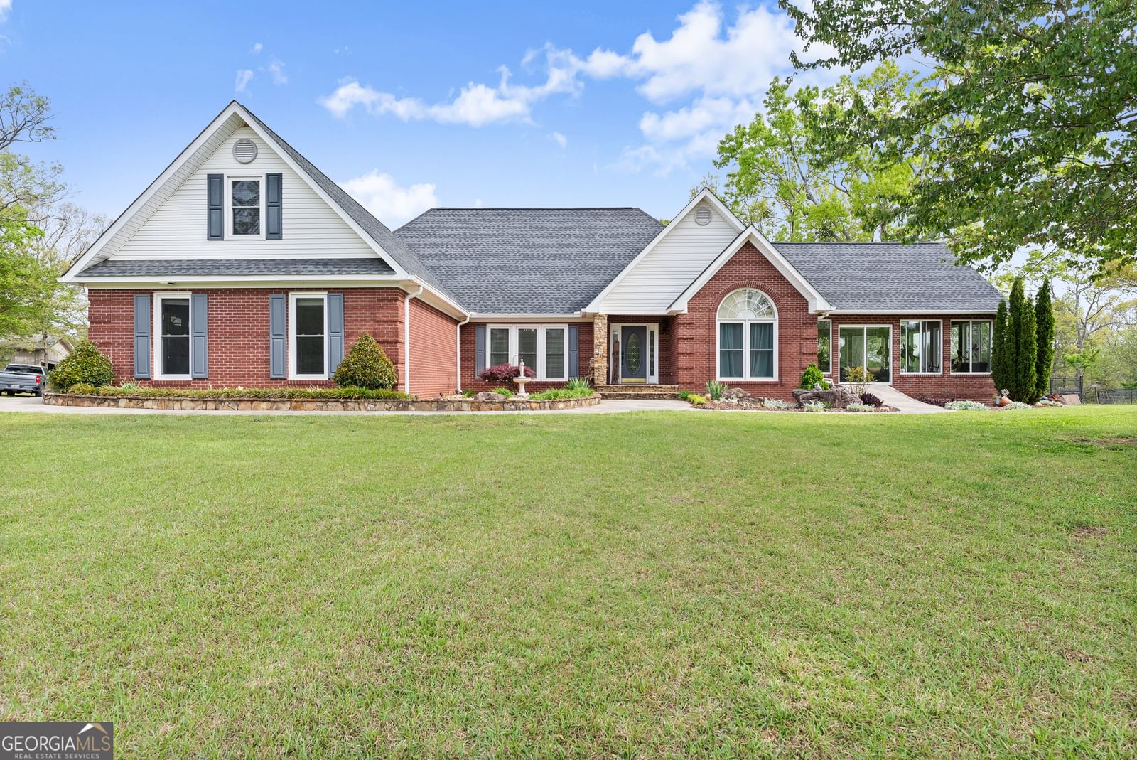 4841 Cobb Griffin Road, Gillsville, GA 30543