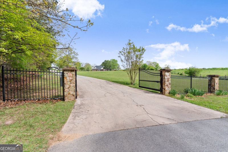 Photo 9 of 4841 Cobb Griffin Road