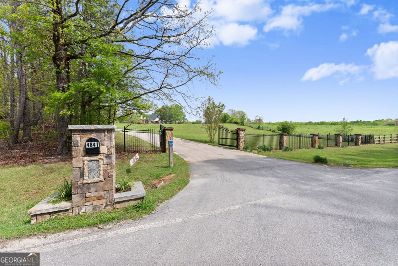 Photo 10 of 4841 Cobb Griffin Road