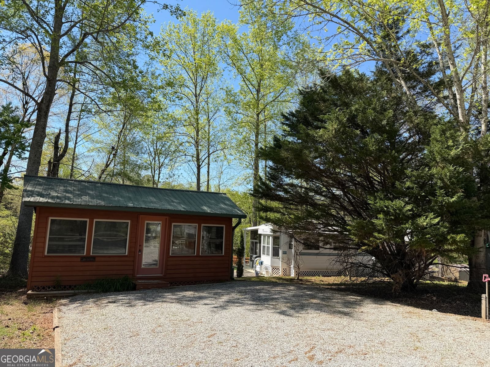 111 Maple Wood Lane, Cleveland, GA 30528