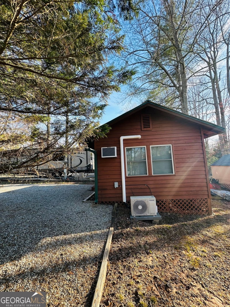 Photo 15 of 111 Maple Wood Lane