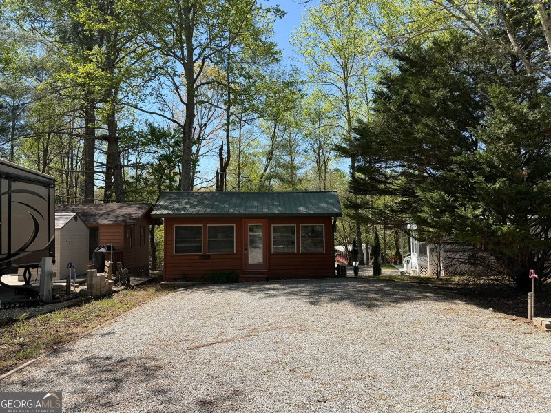 Photo 4 of 111 Maple Wood Lane