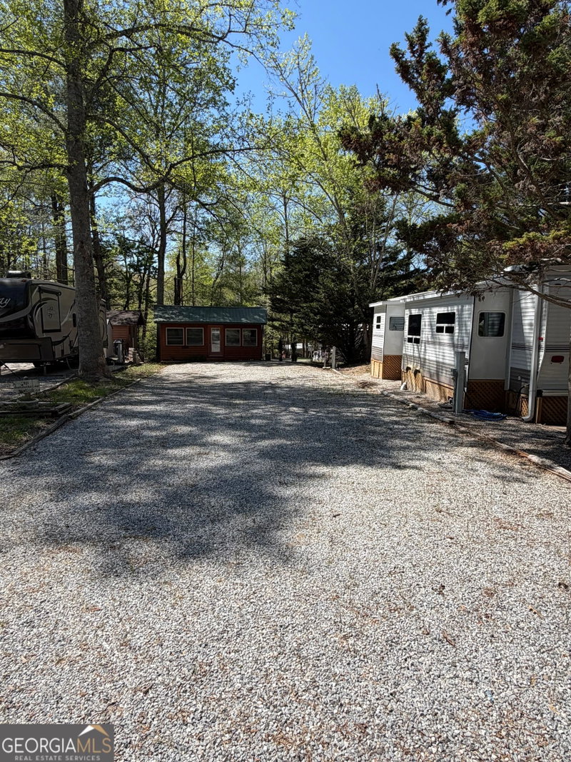 Photo 5 of 111 Maple Wood Lane