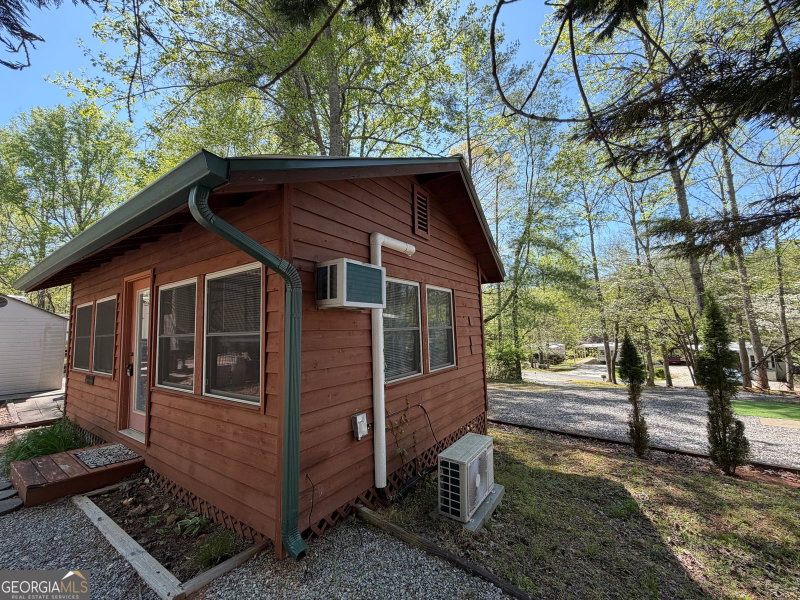 Photo 6 of 111 Maple Wood Lane