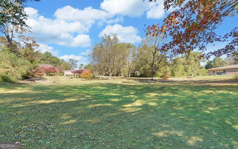 Photo 41 of 586 Collins Road