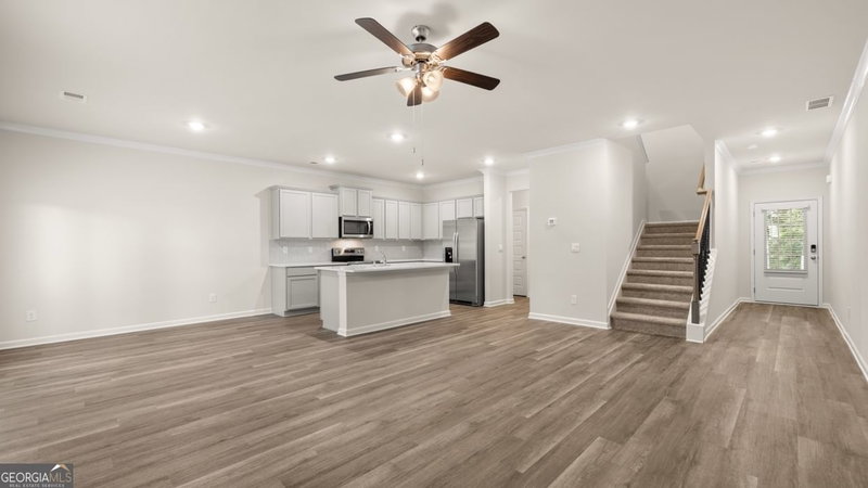 Photo 12 of 420 Silver Moon Drive