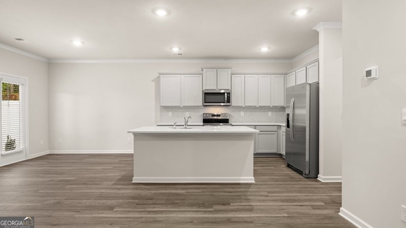Photo 3 of 440 Silver Moon Drive