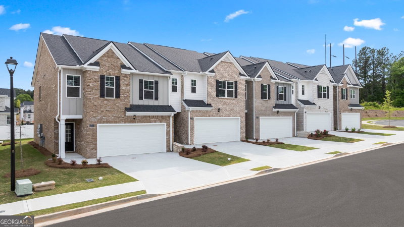 430 Silver Moon Drive, Loganville