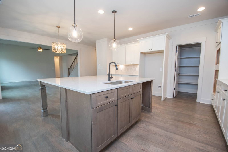 Photo 18 of 127 Atlantica Drive #86