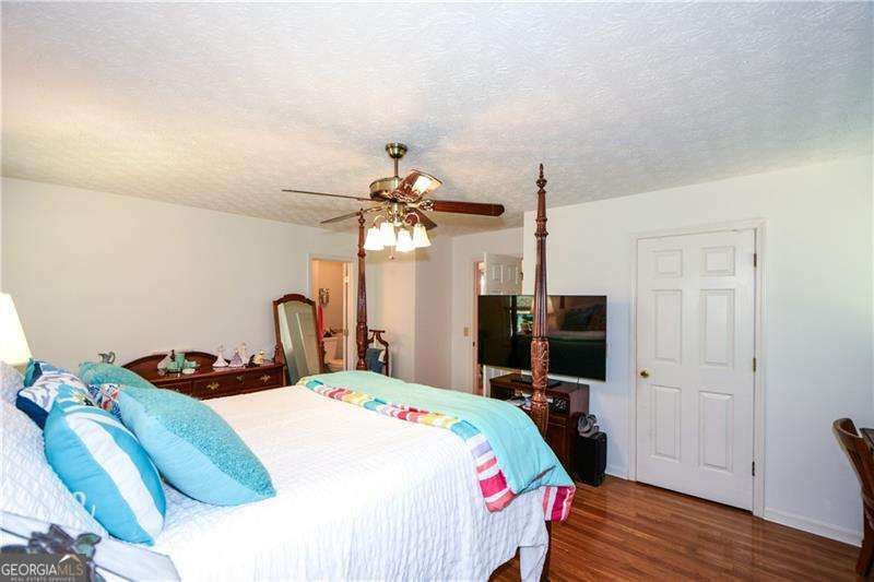 Photo 19 of 130 Hawn Road