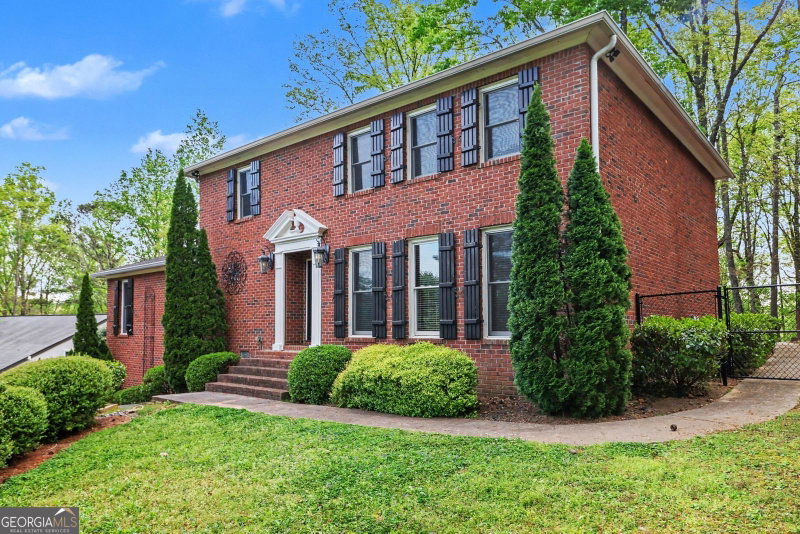 205 Marsh Glen Point
