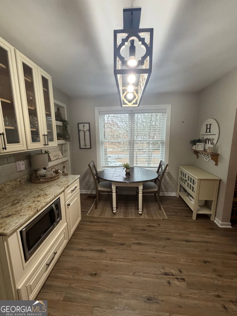 Photo 8 of 411 Ridgecrest Drive
