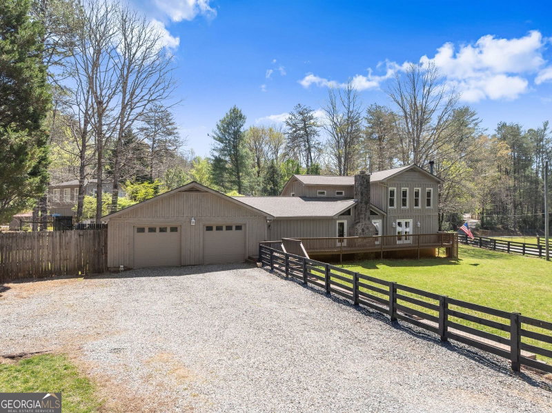 Photo 2 of 290 Chastain Road