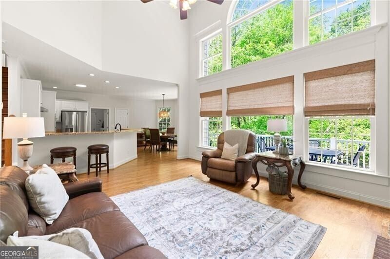 Photo 18 of 4425 Woodside Court