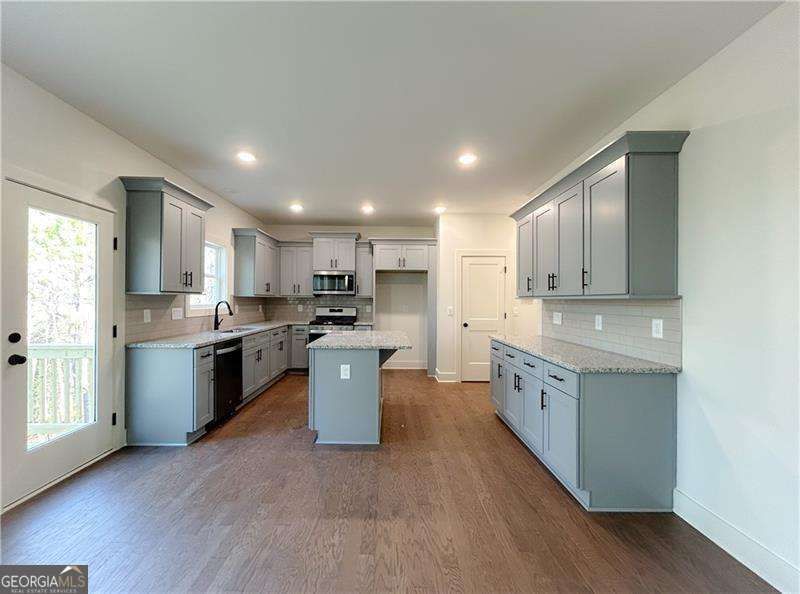 Photo 14 of 27 Bridgestone Way