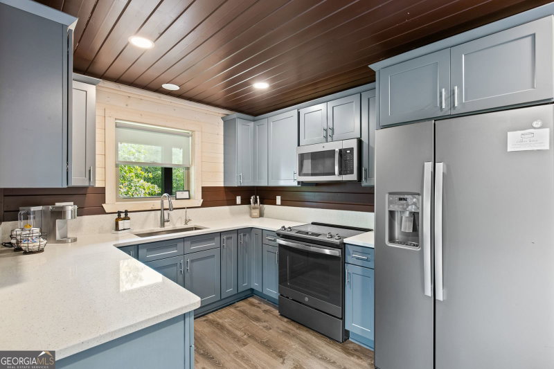 Photo 42 of 320 Hickory Ridge Drive