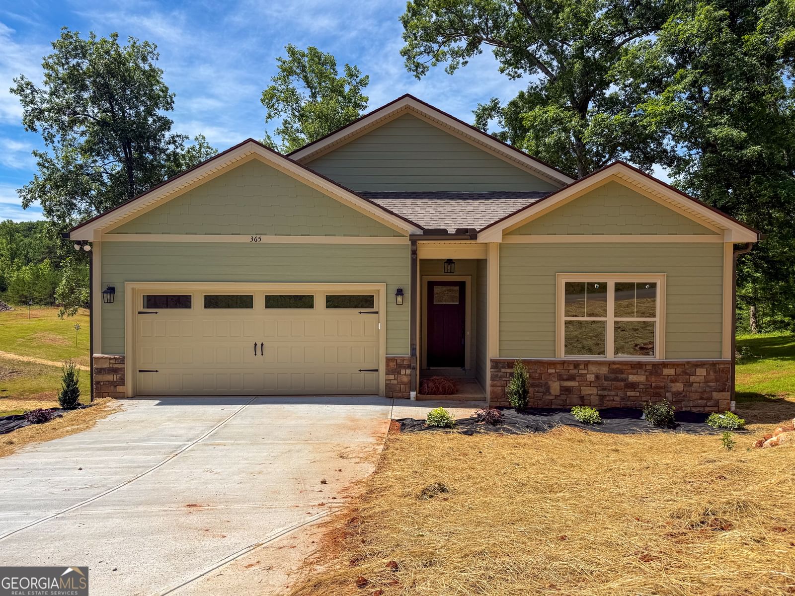 365 Hunts Ridge Drive, Cleveland, GA 30528