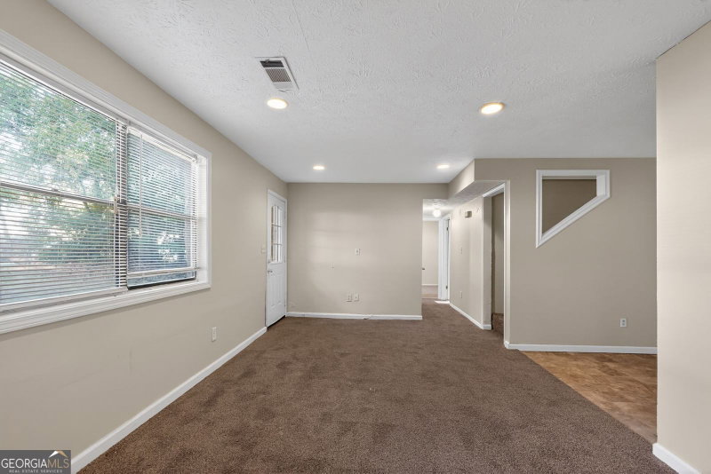 Photo 11 of 4748 Edwina Lane SW