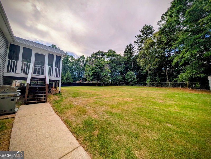Photo 43 of 195 Vincent Court