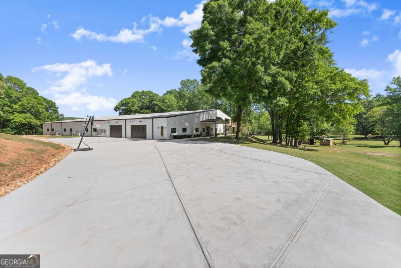 Photo 6 of 951 Canter Way
