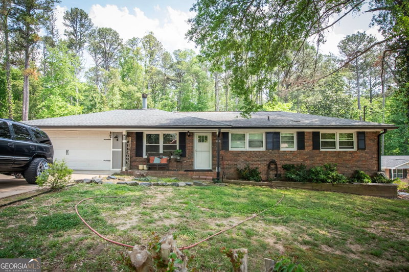 Photo 2 of 303 Wildwood Drive