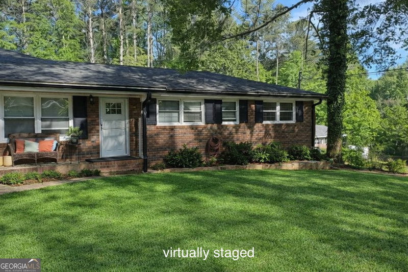 Photo 3 of 303 Wildwood Drive