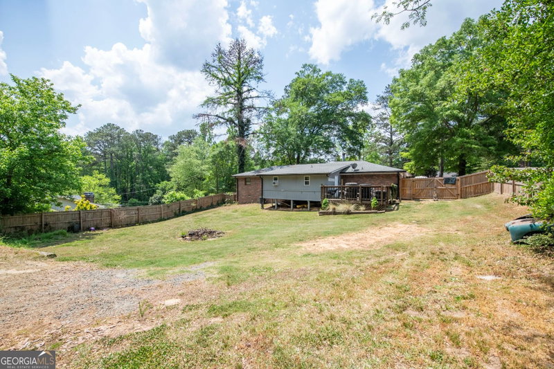 Photo 6 of 303 Wildwood Drive