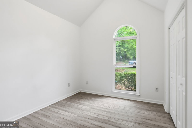Photo 15 of 120 Brookstone Court