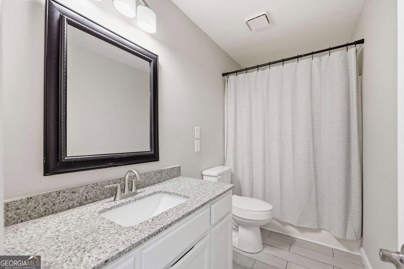 Photo 16 of 605 Candler Street #B13