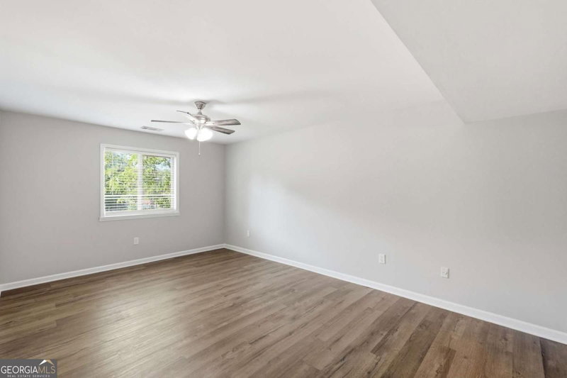 Photo 19 of 605 Candler Street #B13