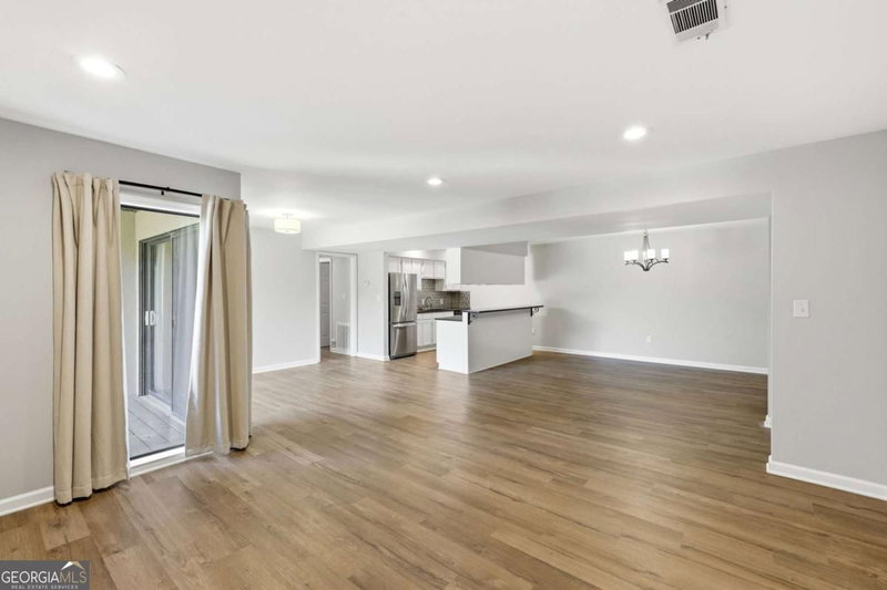 Photo 6 of 605 Candler Street #B13