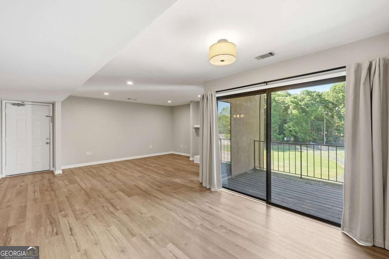 Photo 8 of 605 Candler Street #B13