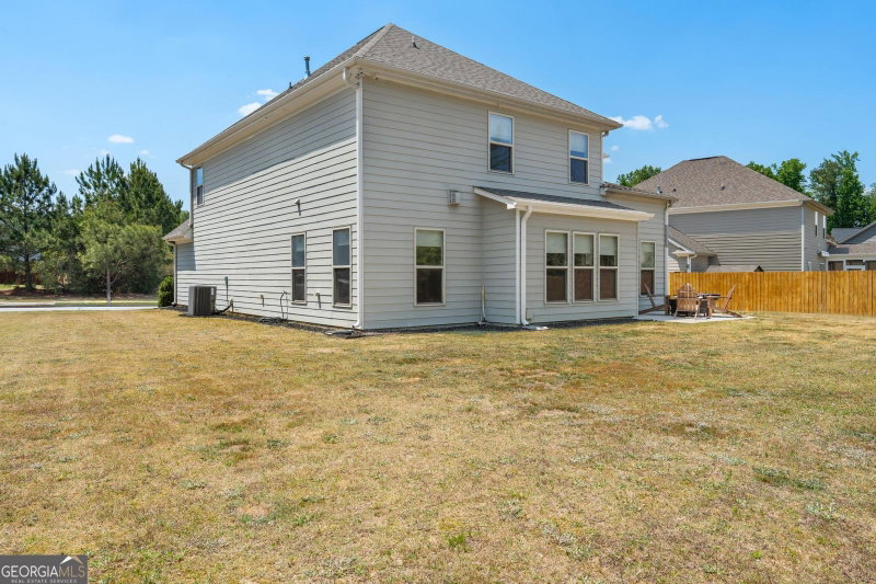 Photo 42 of 202 Roundwood Way