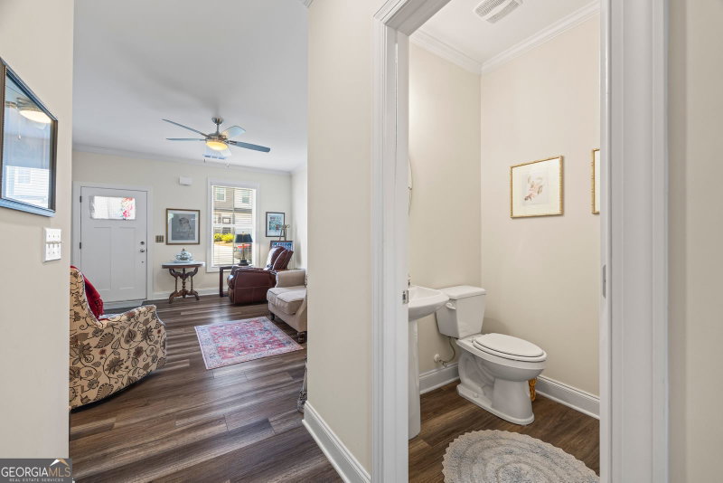 Photo 6 of 124 Magnolia Place