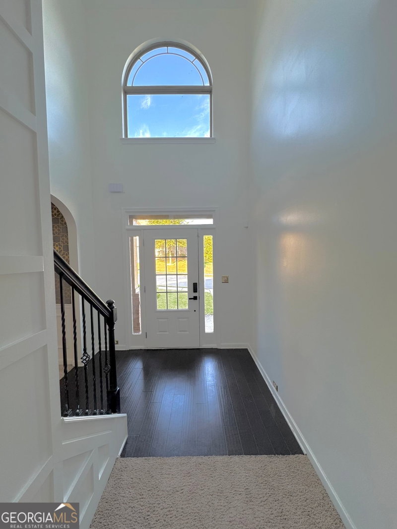 Photo 11 of 4026 Villagewood Lane