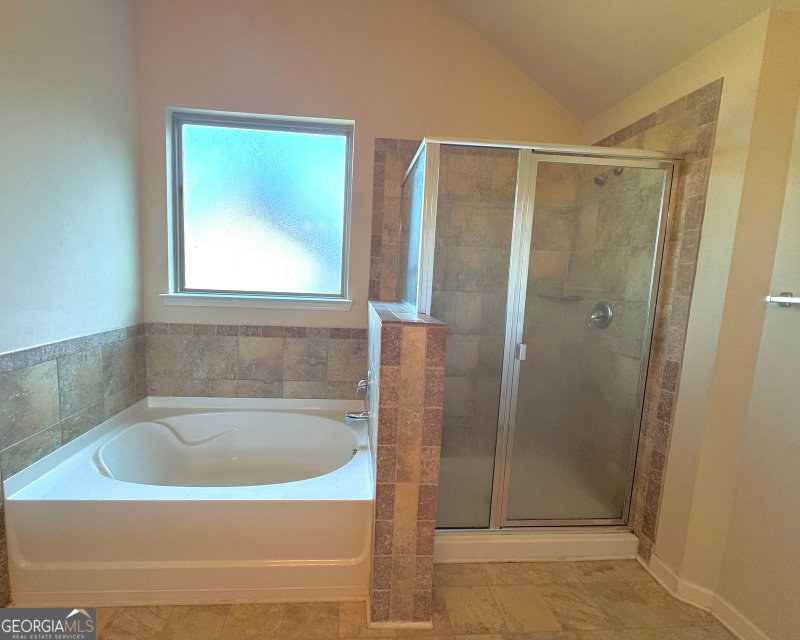 Photo 15 of 4026 Villagewood Lane