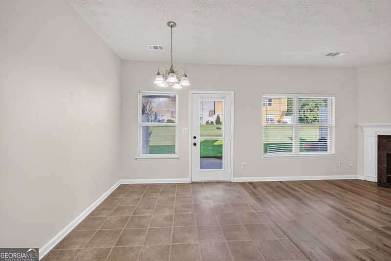 Photo 12 of 52 Providence Oak Court