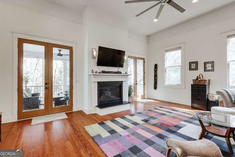 Photo 5 of 255 Bloomfield Street