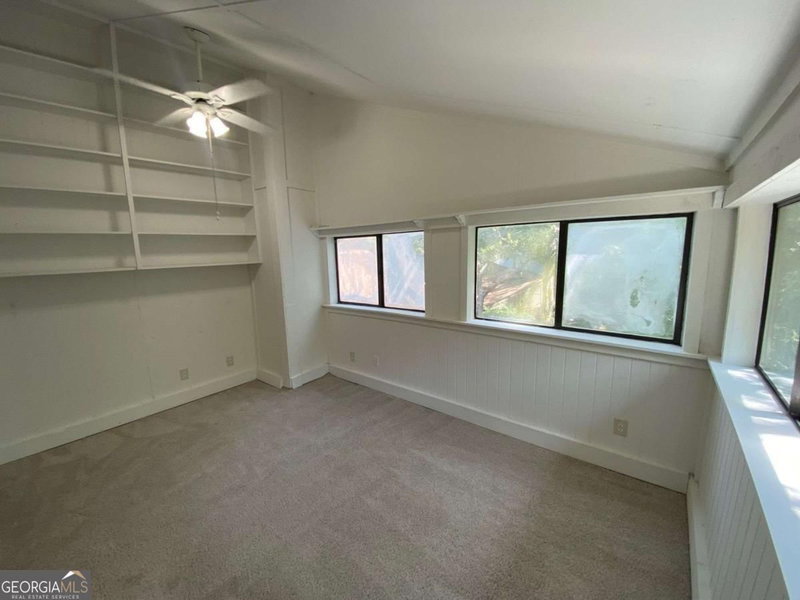 Photo 18 of 183 Woodstone Drive