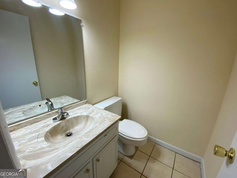 Photo 8 of 183 Woodstone Drive
