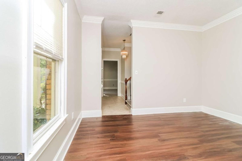 Photo 16 of 5280 Oglethorpe Court